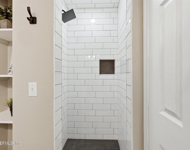 3801 Crown Point Road - Photo Thumbnail 4