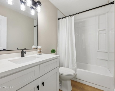 3801 Crown Point Road - Photo Thumbnail 25