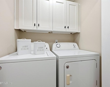 3801 Crown Point Road - Photo Thumbnail 16