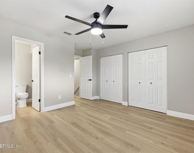 3801 Crown Point Road - Photo Thumbnail 3