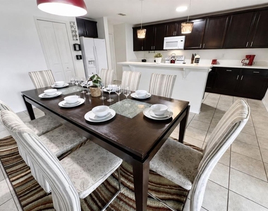 4722 Ruby Red Lane - Photo Thumbnail 5
