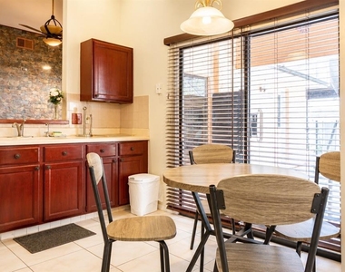 14918 Prairie Rose Court - Photo Thumbnail 11