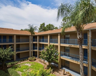7250 Westpointe Boulevard - Photo Thumbnail 23