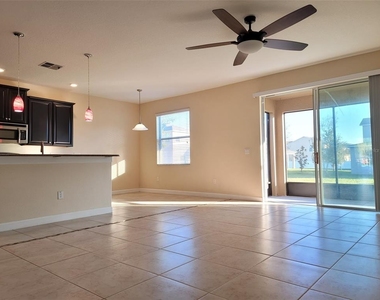 15030 Evergreen Oak Loop - Photo Thumbnail 8