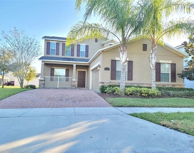 15030 Evergreen Oak Loop - Photo Thumbnail 2