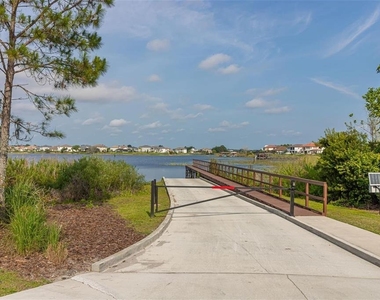 15030 Evergreen Oak Loop - Photo Thumbnail 43