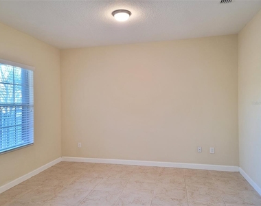 15030 Evergreen Oak Loop - Photo Thumbnail 6