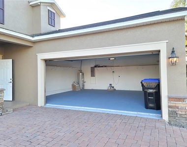 15030 Evergreen Oak Loop - Photo Thumbnail 3