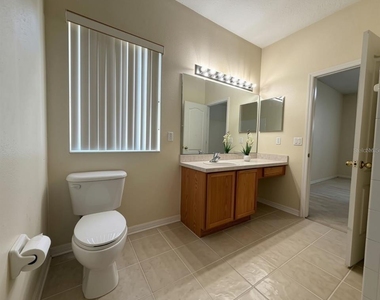 10130 Shadow Creek Drive - Photo Thumbnail 11