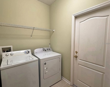 10130 Shadow Creek Drive - Photo Thumbnail 15