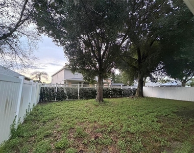 10130 Shadow Creek Drive - Photo Thumbnail 23