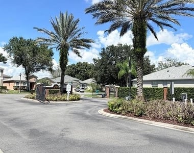 10130 Shadow Creek Drive - Photo Thumbnail 21