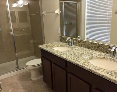 13048 Garridan Avenue - Photo Thumbnail 14