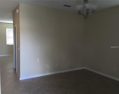 13048 Garridan Avenue - Photo Thumbnail 3