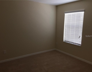 13048 Garridan Avenue - Photo Thumbnail 17