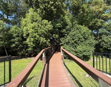 960 Grand Wildmere Cove - Photo Thumbnail 33