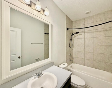 960 Grand Wildmere Cove - Photo Thumbnail 25
