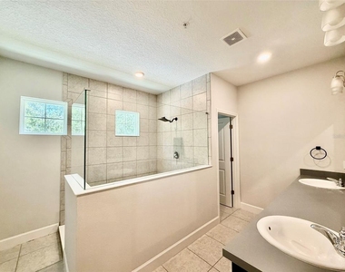 960 Grand Wildmere Cove - Photo Thumbnail 15