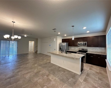 16237 Quiet Vista Drive - Photo Thumbnail 6