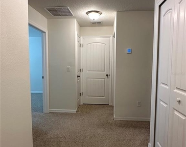 16237 Quiet Vista Drive - Photo Thumbnail 12