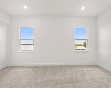 9930 Ballast Drive - Photo Thumbnail 17