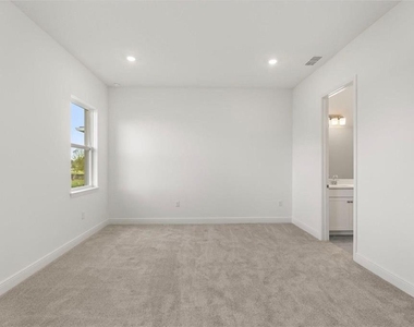 9930 Ballast Drive - Photo Thumbnail 19