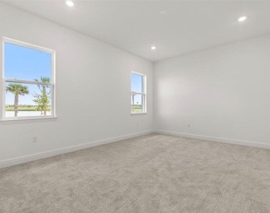 9930 Ballast Drive - Photo Thumbnail 16