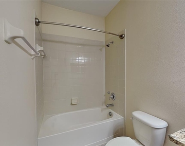 11020 Whittney Chase Drive - Photo Thumbnail 3