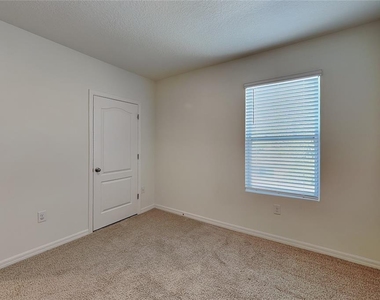 230 Meghan Circle - Photo Thumbnail 14