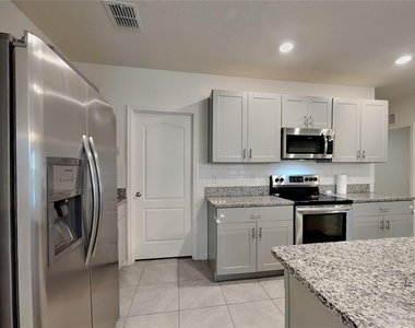 230 Meghan Circle - Photo Thumbnail 5