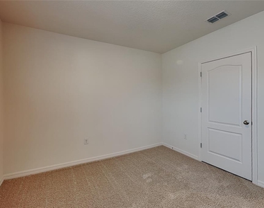 230 Meghan Circle - Photo Thumbnail 11