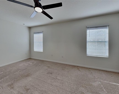 230 Meghan Circle - Photo Thumbnail 7