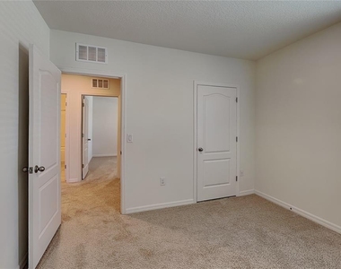 230 Meghan Circle - Photo Thumbnail 13
