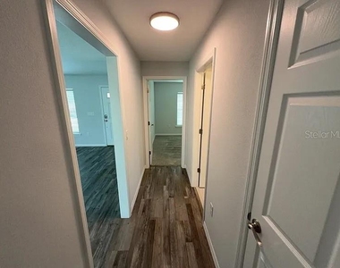 15023 Se 93rd Court - Photo Thumbnail 3