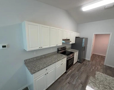 15023 Se 93rd Court - Photo Thumbnail 1
