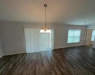 15023 Se 93rd Court - Photo Thumbnail 5