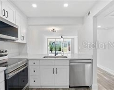 1085 Forest Lakes Drive - Photo Thumbnail 11
