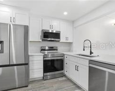 1085 Forest Lakes Drive - Photo Thumbnail 10
