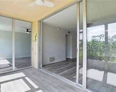 1085 Forest Lakes Drive - Photo Thumbnail 22