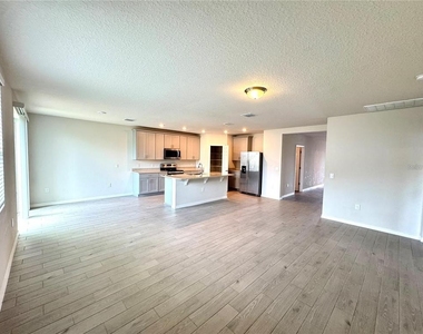 3024 Cassidy Lane - Photo Thumbnail 15