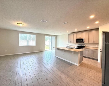 3024 Cassidy Lane - Photo Thumbnail 18