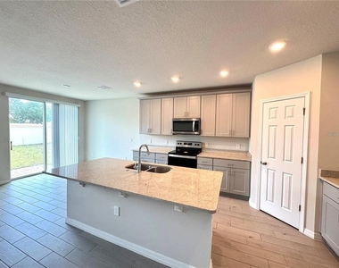 3024 Cassidy Lane - Photo Thumbnail 17