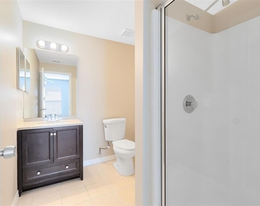 139 Ridgebrook Court - Photo Thumbnail 13
