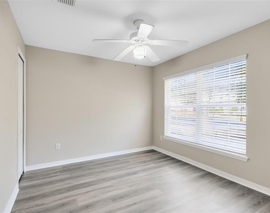 139 Ridgebrook Court - Photo Thumbnail 15