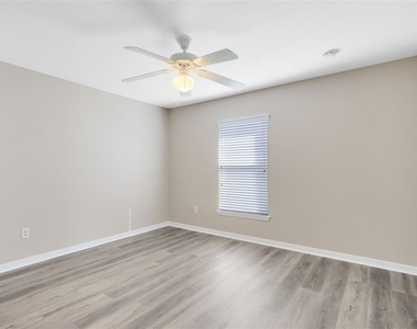 139 Ridgebrook Court - Photo Thumbnail 16