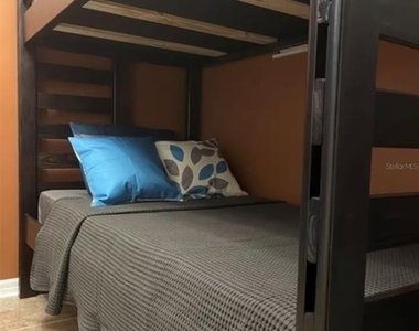 102 W Frederick Avenue - Photo Thumbnail 27