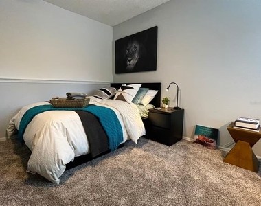 102 W Frederick Avenue - Photo Thumbnail 20