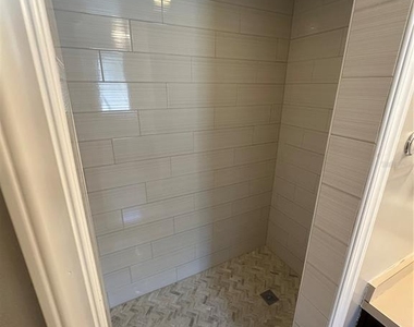 840 Maraval Court - Photo Thumbnail 18