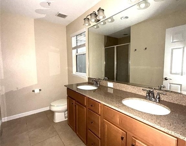 4910 Fiorazante Avenue - Photo Thumbnail 19
