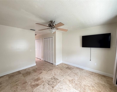 679 Lake Dexter Circle - Photo Thumbnail 10